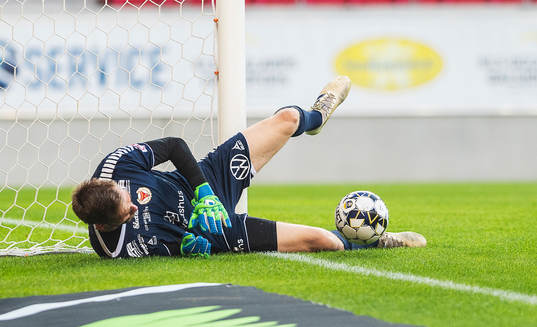 Kalmars målvakt Lucas Hägg-Johansson