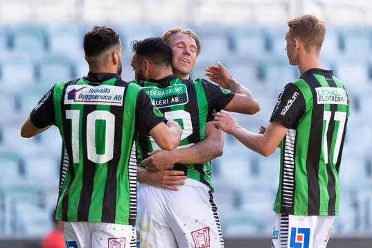 GAIS Richard Yarsuvat och August Wängberg jublar