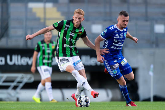 GAIS Julius Lindberg och Umeås Aurelien Norest