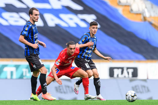 Sirius Adam Hellborg och Jamie Roche mot IFK Norrköpings