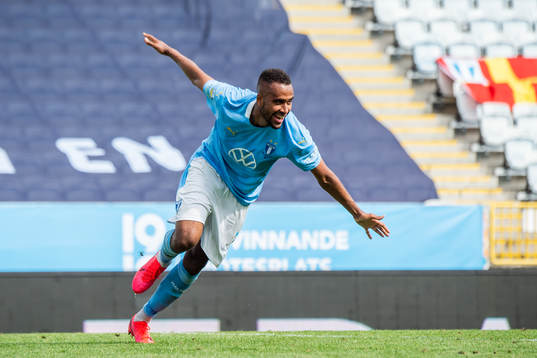 Malmö FFs Isaac Kiese Thelin jublar