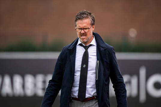 s tränare Rikard Norling deppar
