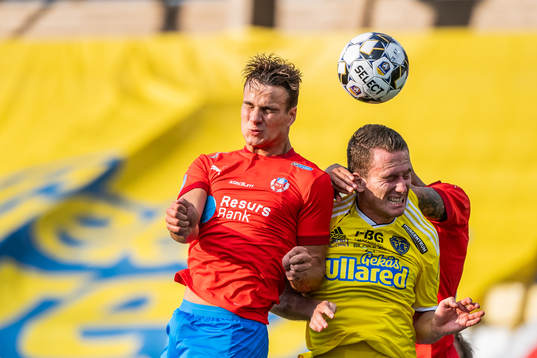 Helsingborgs Assad Al Hamlawi och Falkenbergs Sander van