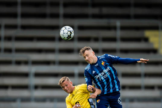Elfsborgs Jesper Karlsson och Djurgårdens Fredrik Ulvestad