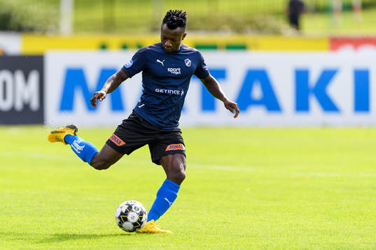 Halmstads Thomas Boakye före fotbollsmatchen i Superettan