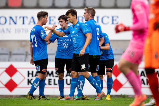 Halmstads spelare jublar