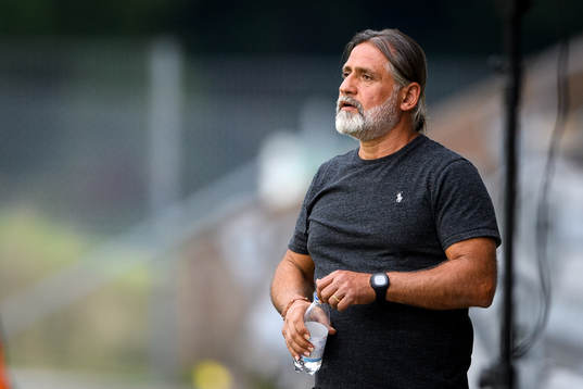 AFC Eskilstunas tränare Özcan Melkemichel