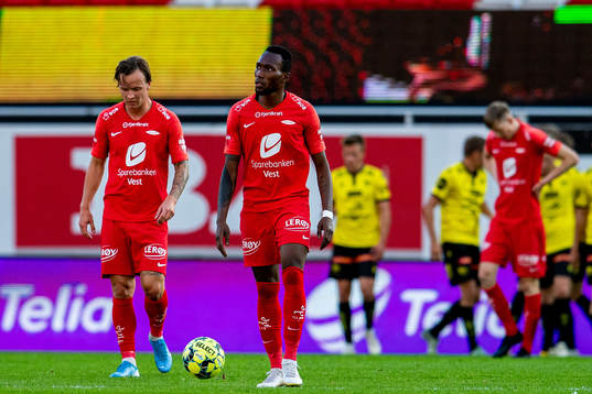 Daouda Bamba of Brann looks dejected