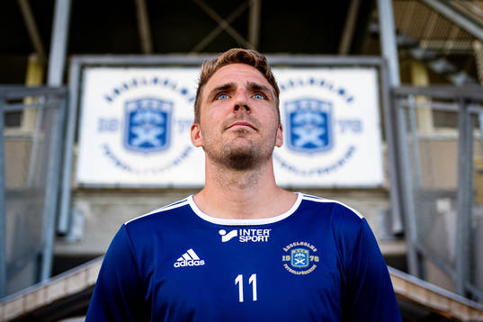 Bläddra bland fler bilder av Fotboll, Träning, Div. 2 Västra Götaland, Ängelholms FF