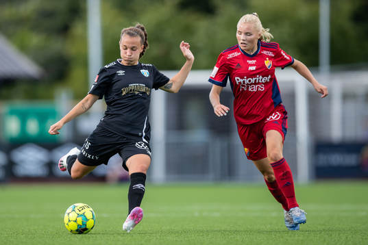 Göteborgs Julia Zigiotti Olme och Djurgårdens Louise