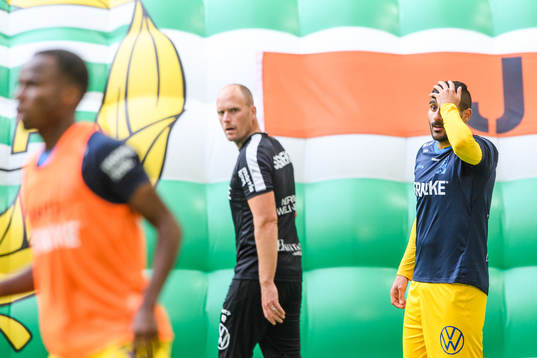 IFK Göteborgs Sargon Abraham har ont