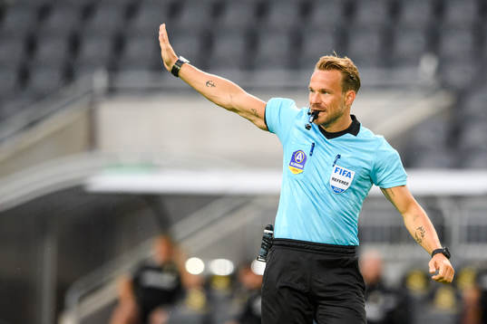 Domare Kristoffer Karlsson