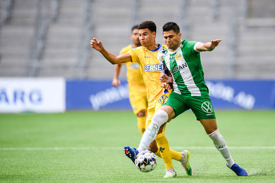 IFK Göteborgs Alexander Jallow och Hammarbys Paulinho