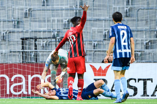 Djurgårdens Jonathan Augustinsson har ont