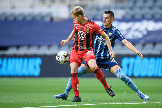 Östersunds Eirik Haugan och Djurgårdens Haris Radetinac