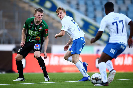 IFK Norrköpings Ísak Bergmann Jóhannesson och Manasse