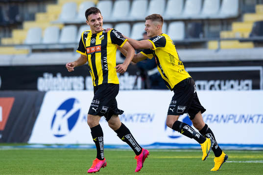 Häckens Ali Youssef jublar