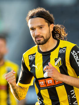 Häckens Leonard Zuta jublar