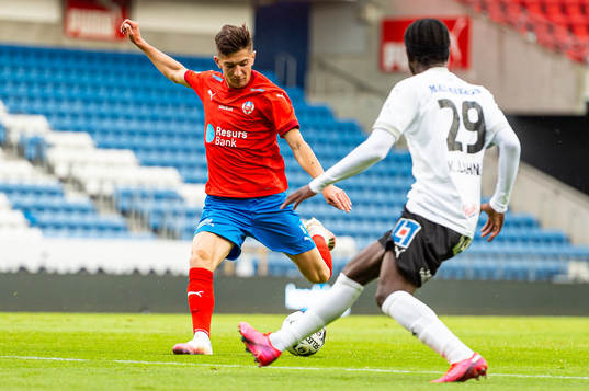 Helsingborgs Armin Gigovic mot Örebros Jack Lahne