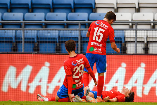 Helsingborgs Alex Timossi , Max Svensson och Brandur