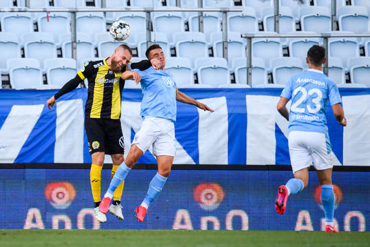Hammarbys David Fällman och Malmö FFs Jonas Knudsen