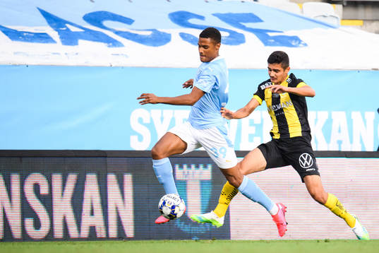 Malmö FFs Amin Sarr och och Hammarbys Aimar Sher
