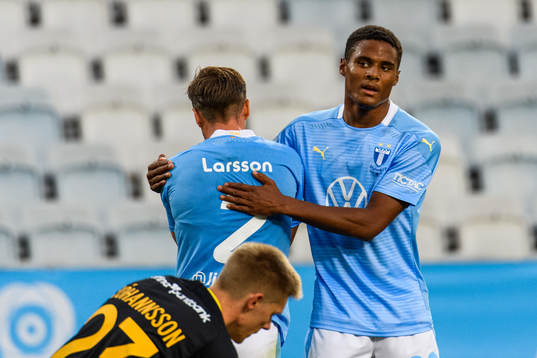 Malmö FFs Eric Larsson och Amin Sarr