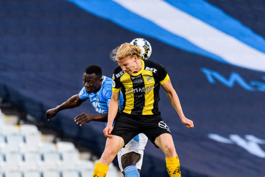 Malmö FFs Bonke Innocent och Hammarbys Gustav Ludwigson