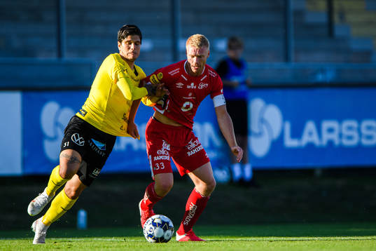 Mjällbys David Batanero Puigbó och Elfsborgs Sivert