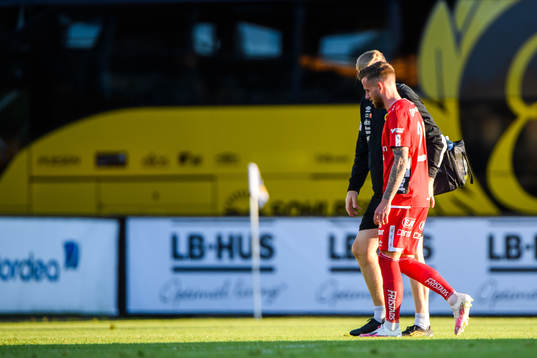 Elfsborgs Rasmus Alm lämnar planen