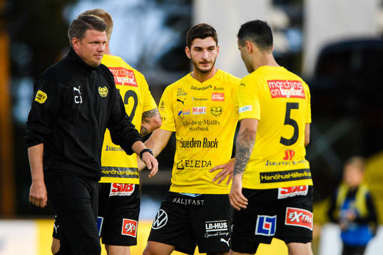 Mjällbys David Löfquist , Besard Sabovic och Mohanad