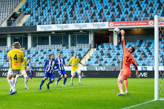 IFK Göteborgs Sargon Abraham med ett avslut som