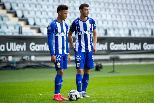 IFK Göteborgs Tobias Sana och Giorgi Kharaishvili vid en