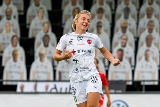 Rosengårds Mimmi Larsson jublar