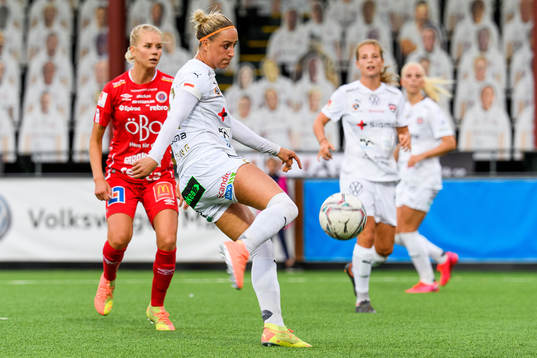 Rosengårds Sanne Troelsgaard sauter