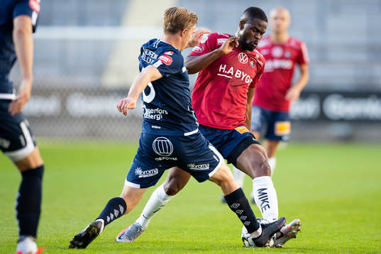 Degerfors Jakob Ortmark och Örgrytes Abdul Razak