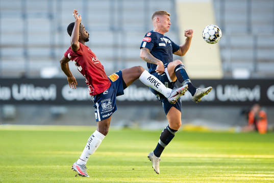 Örgrytes Abdul Razak och Degerfors Victor Edvardsen