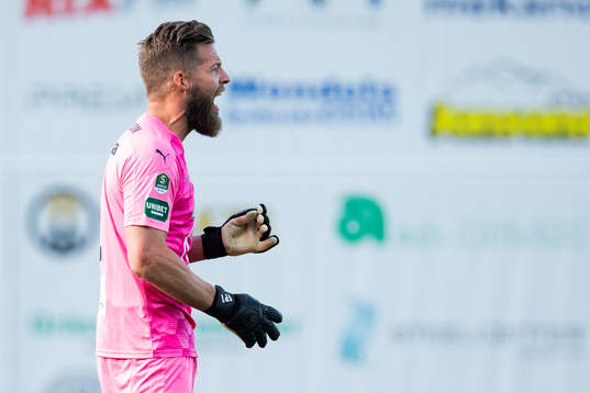 Jönköpings målvakt Frank Pettersson deppar