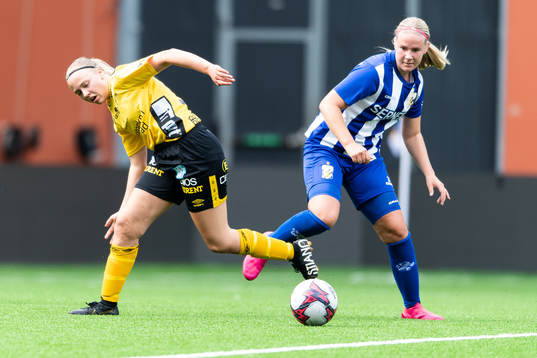 Elfsborgs Evelina Brink och IFK Göteborgs Lilja Lidström