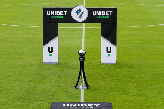 Unibet logo före fotbollsmatchen i Superettan  mellan
