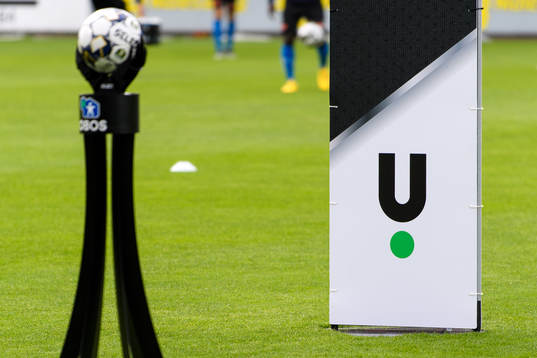 Unibet logo före fotbollsmatchen i Superettan  mellan