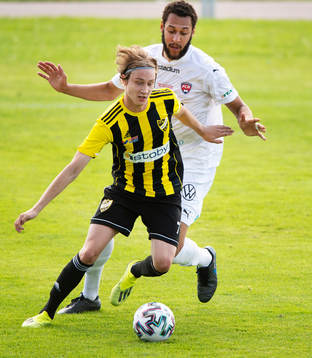 IFK Hässleholms Lucas Jophnason i träningsmatchen mellan