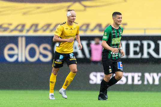 Elfsborgs Gustav Henriksson bandagerad