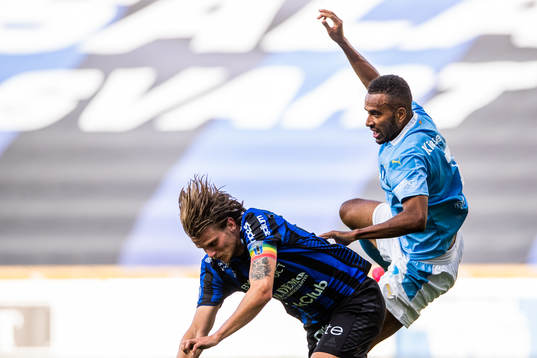 Sirius Tim Björkström och Malmö FFs Isaac Kiese Thelin