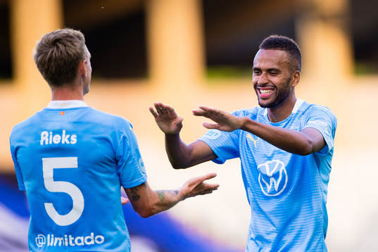 Malmö FFs Sören Rieks och Isaac Kiese Thelin jublar