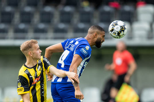 Häckens Jasse Tuominen och IFK Göteborgs Kristopher Da