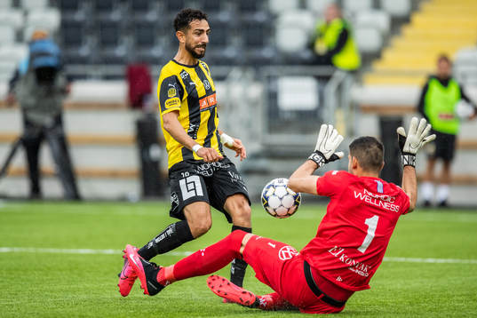 Häckens Daleho Irandust och IFK Göteborgs målvakt
