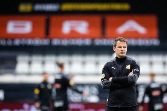 Häckens assisterande tränare Robert Vilahamn
