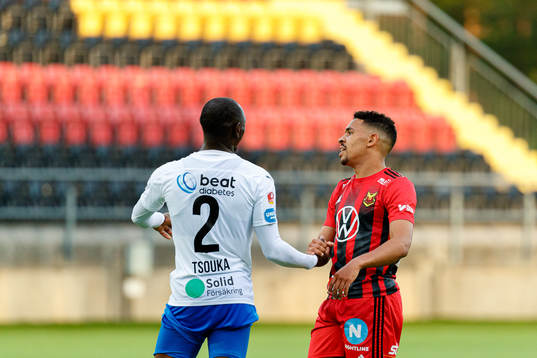 Helsingborgs Ravy Tsouka Dozi tackar Östersunds Marco