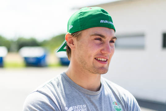 Nils Höglander